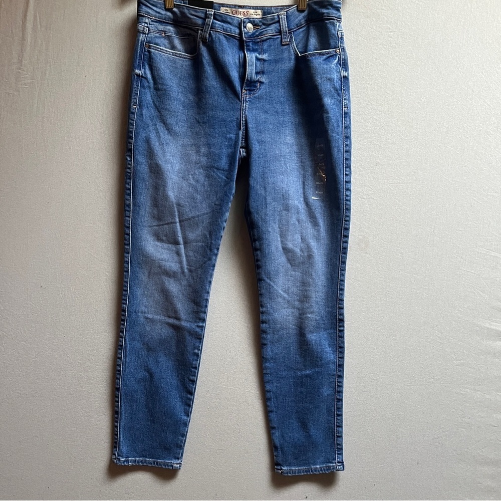 NWT GUESS Jeans Skinny Mid - Rise Skinny Leg denim sz 32